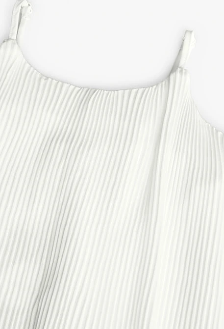 Vestido de gasa plisada para niña en color blanco