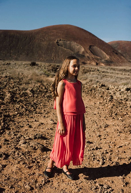 Pleated chiffon trousers for girls in red.