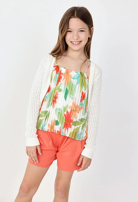Knitted jacket for girl in white colour