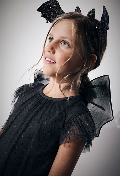 Vestido de tul negro puntos brillantes