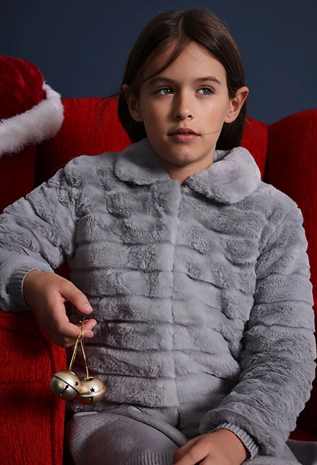 Girl´s grey fleece coat