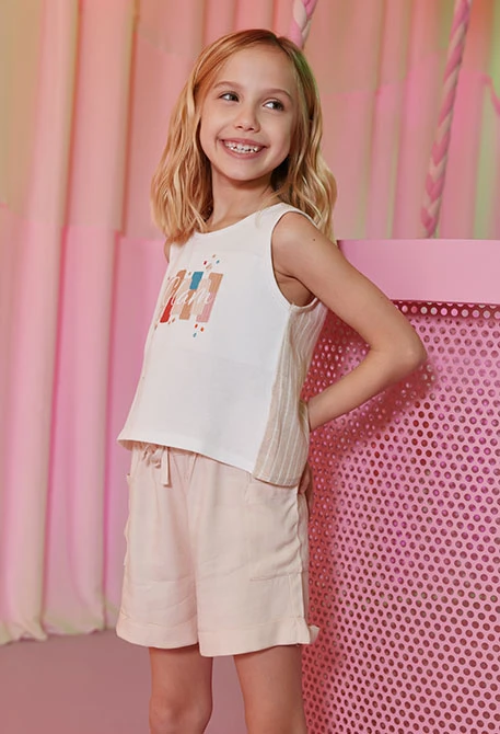 Short beige niña