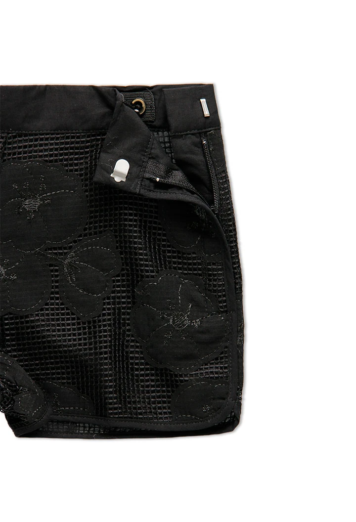 Short brodée pour fille