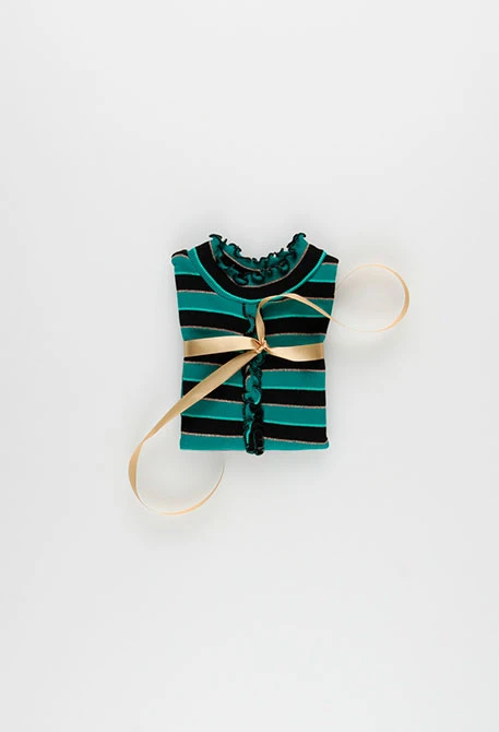 Girl\'s ribbed T-shirt with green and black striped print