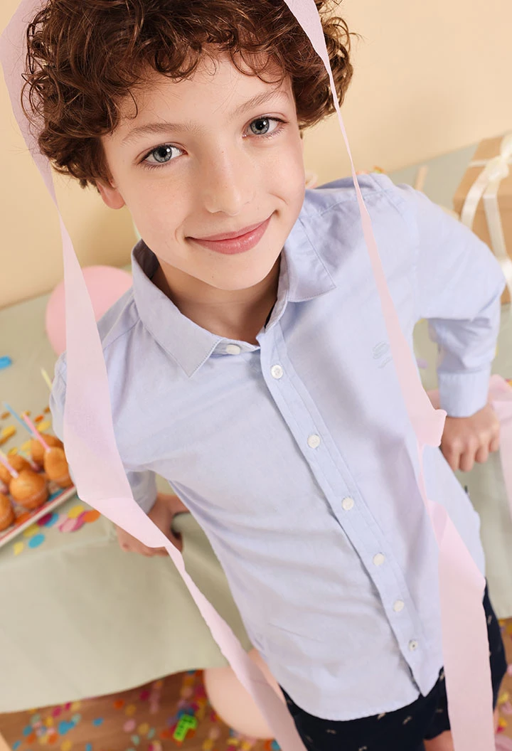 Camicia oxford a maniche lunghe da bambino in colore azzurro
