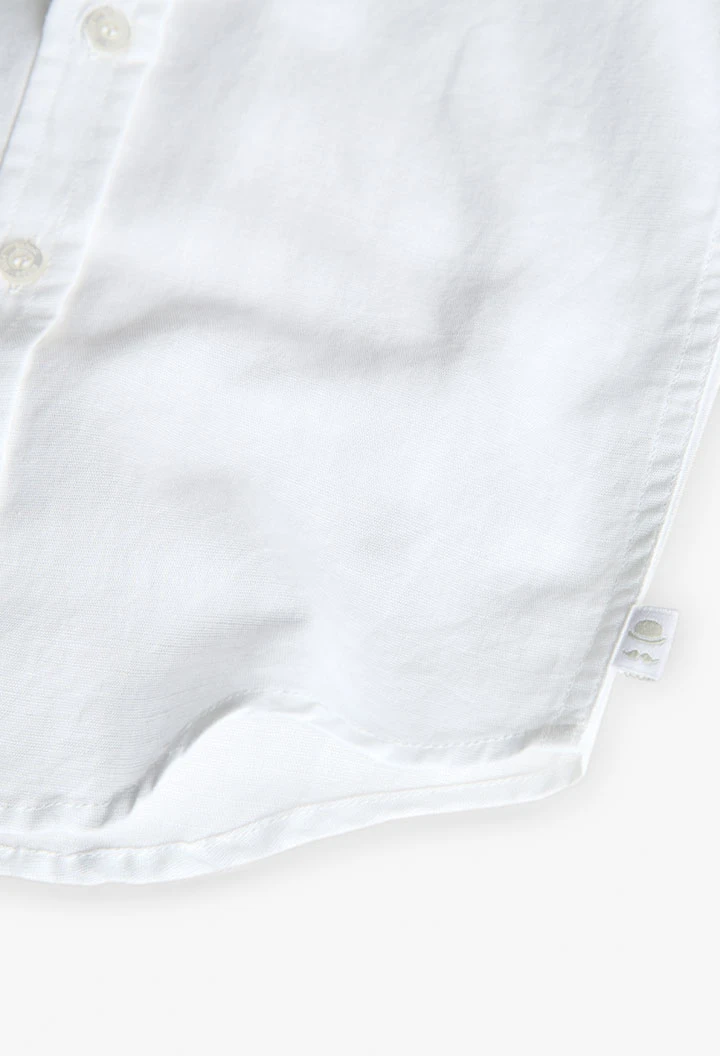 Chemise en lin pour garçon de couleur blanche
