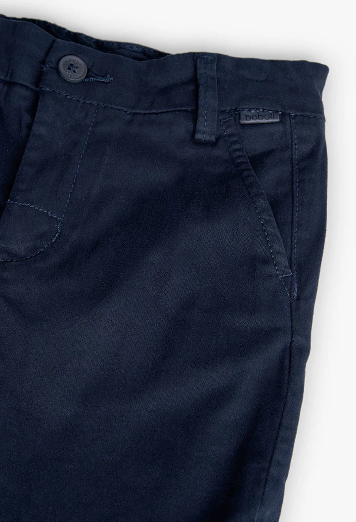 Bermuda in raso per bambino di colore blu marino