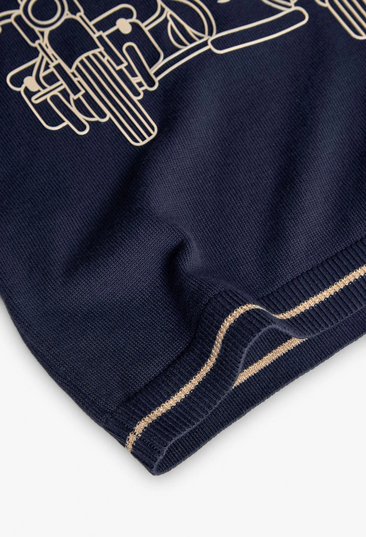 Knitted jumper for boys in navy blue.