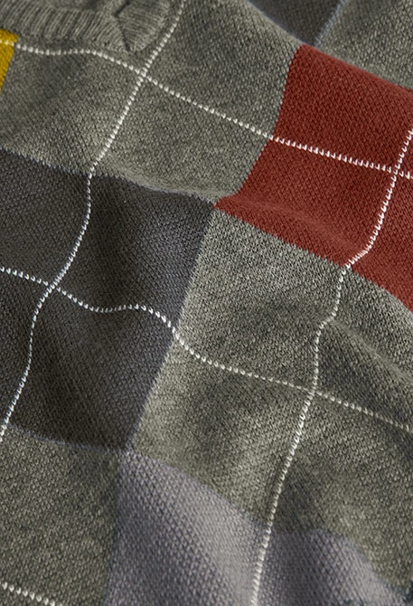 Grey diamond-patterned boy´s jumper