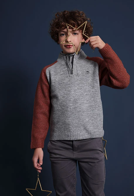 Pull garçon gris foncé