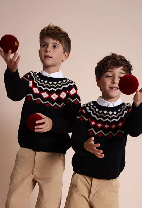 Maglione bambino nero geometrico