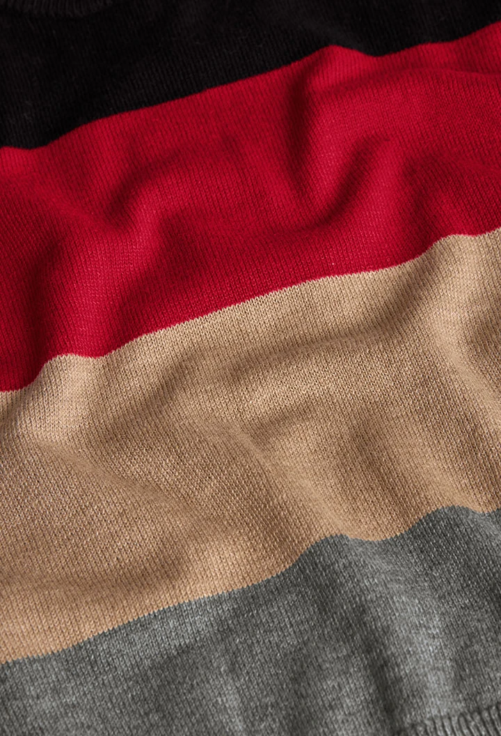 Pull garçon noir rayé