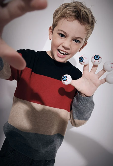 Maglione bambino nero a righe