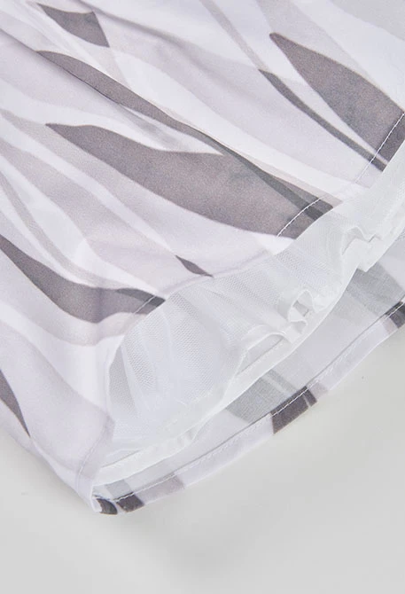 Vestito di raso bianco