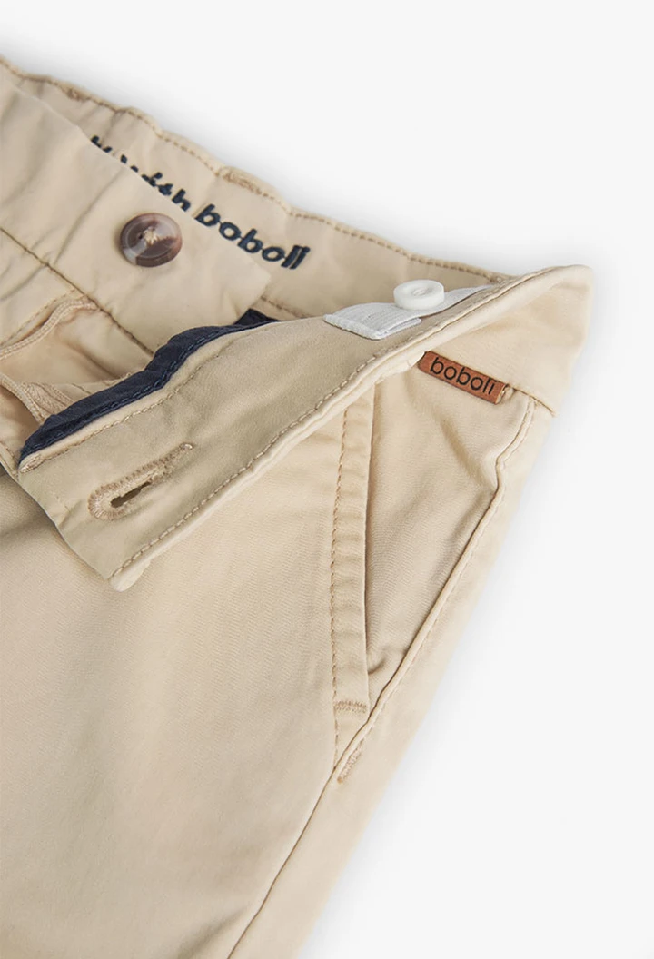 Short garçon en satin beige