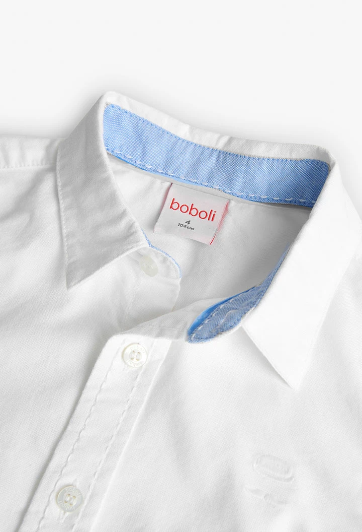 Camisa de algodão oxford de criança em branco