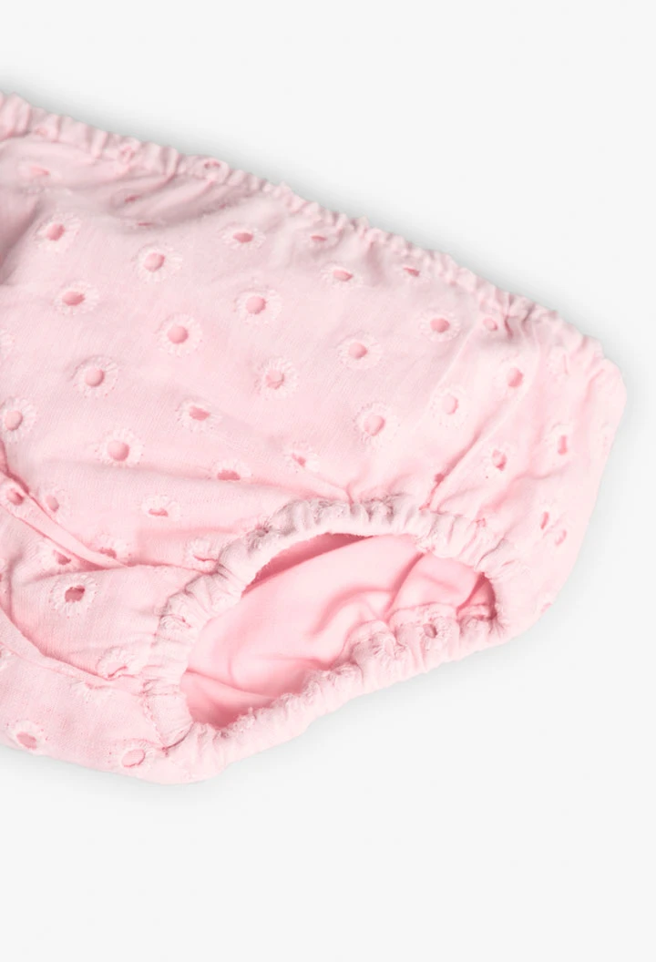 Robe en batiste pour bébé fille de couleur rose brodée.
