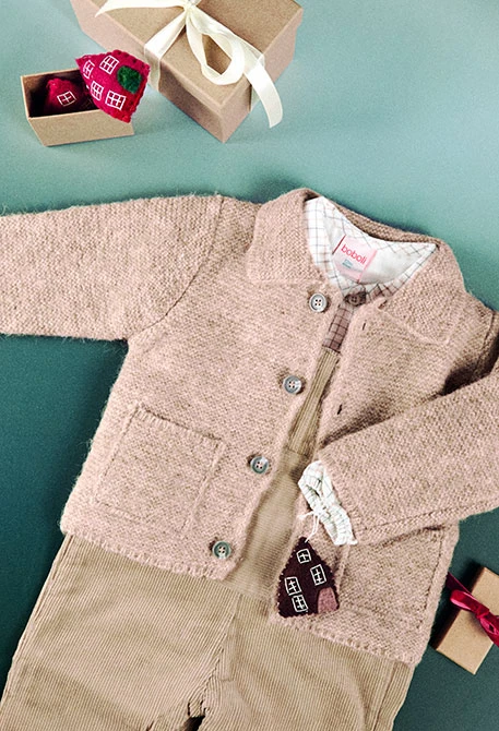 Veste en maille beige pour bébé