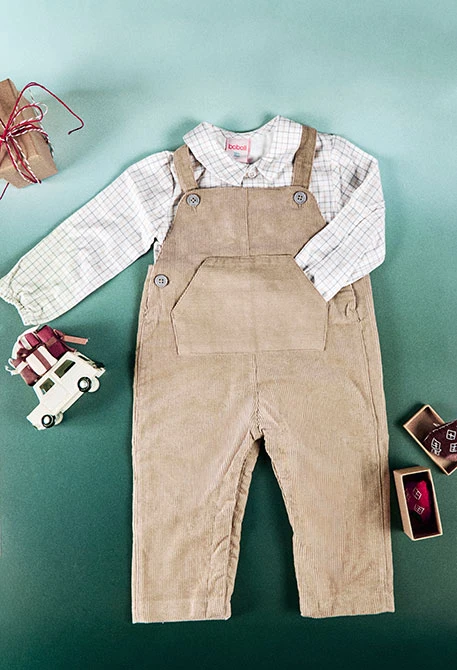 Completo neonato in maglia beige