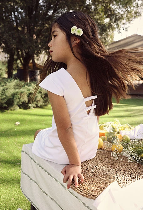 Vestido branco com estampa floral