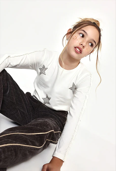 T-shirt en maille fille blanc cassé avec étoiles