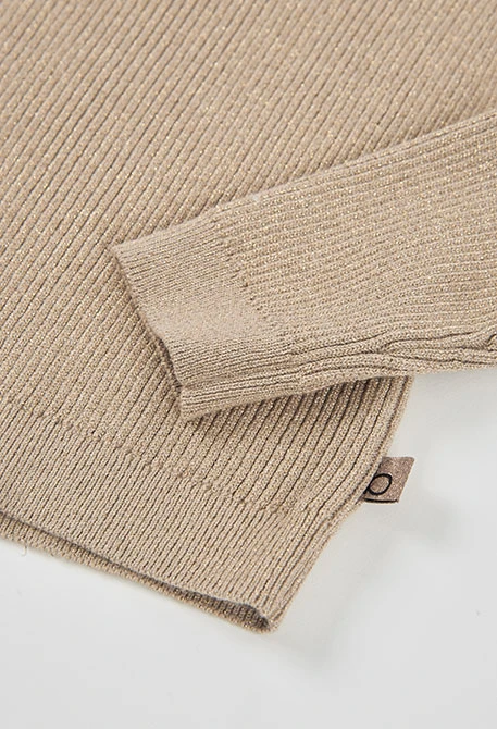 Gelbes Mädchen-Jerseykleid mit Revers-Kragen und Nieten