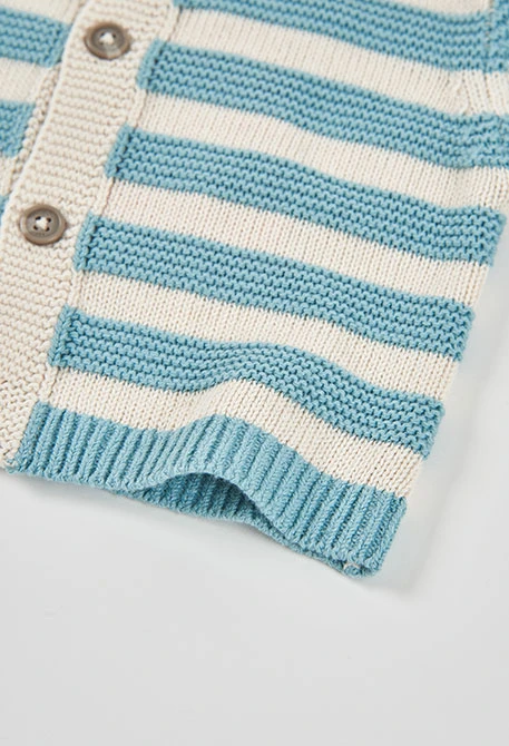 Baby-Strickjacke in Grün