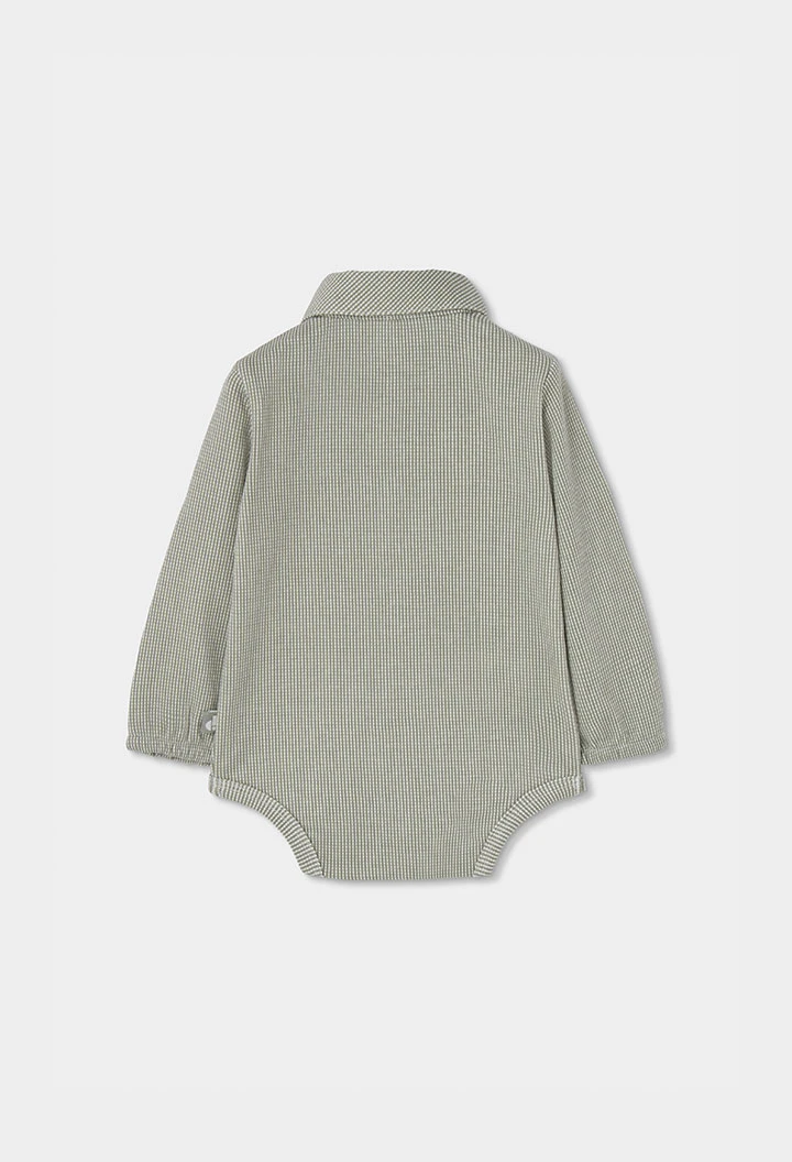 Conjunto de malha bebé verde com bordado de ouriço