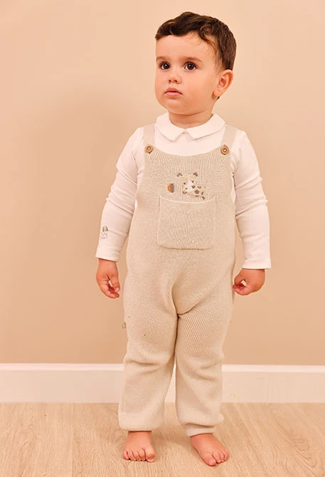 Beiges Babystrick-Set für Jungen mit Hundmotiv