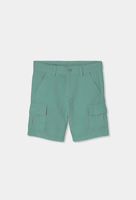 Bermudas lino verde