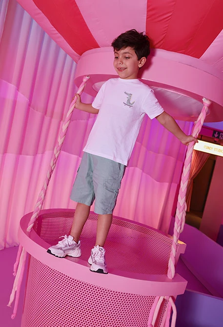 Green linen Bermuda shorts