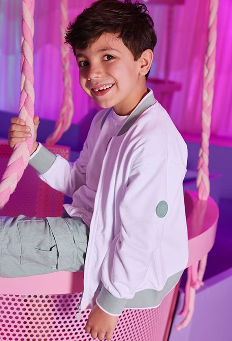 Weiße Kinderjacke