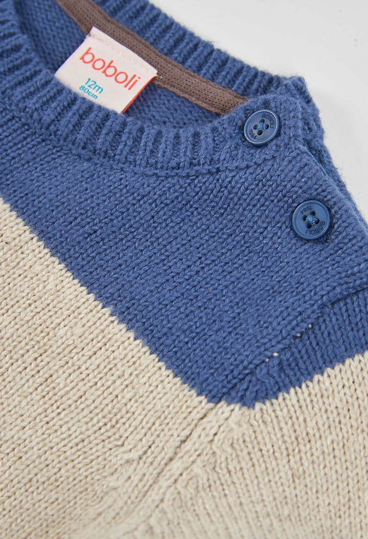 Blau gestreifter Jungen-Pullover mit mehrfarbigen Streifen