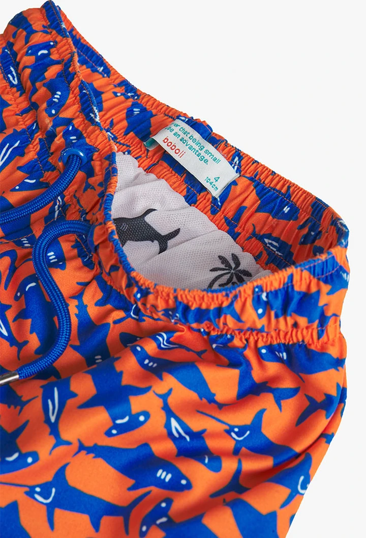 Maillot de bain garçon imprimé requin en couleur orange