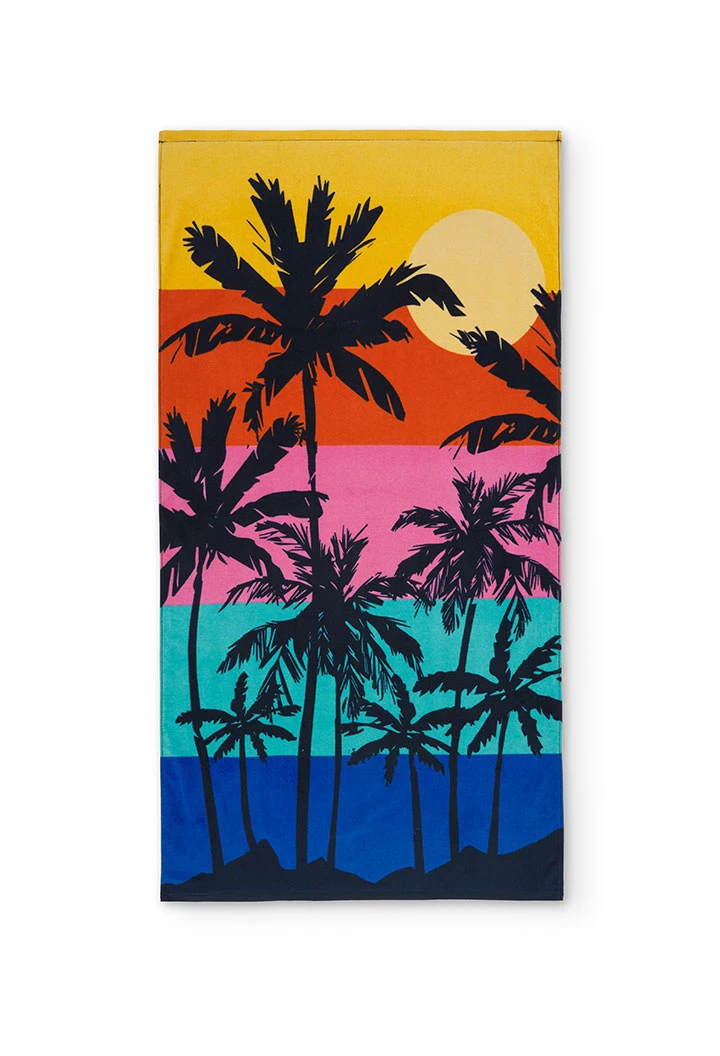 Boy\'s blue palm print towel