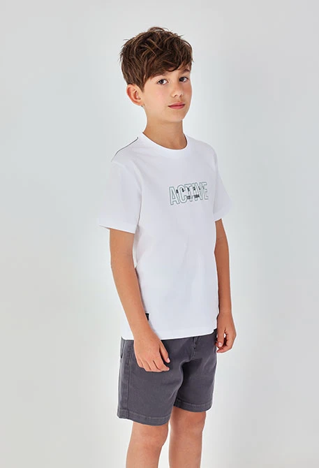 Graue Bermuda-Shorts