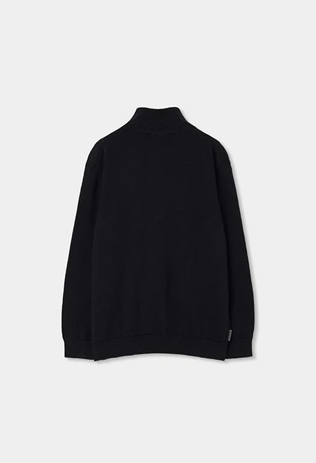 Black zip-up boy\'s jumper