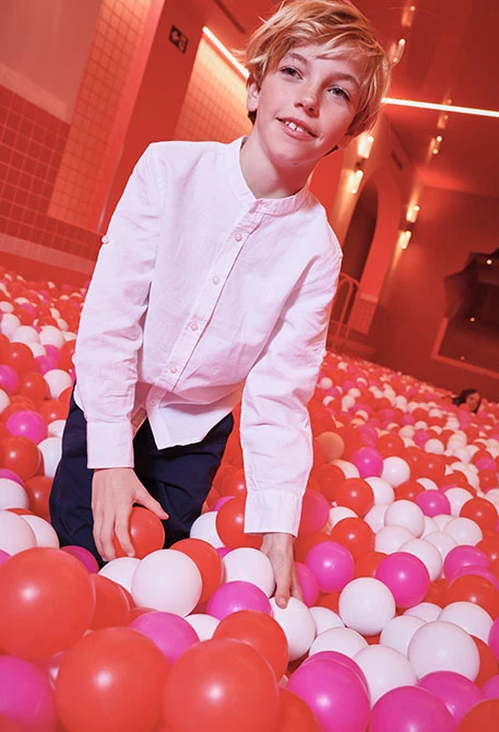 Child?s long sleeve white linen shirt