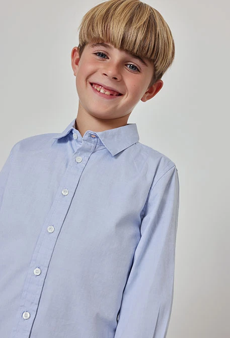 Camisa Oxford nen blau cel màniga llarga