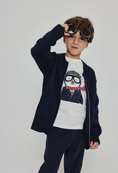 Navy blue zip-up knitted cardigan for boys