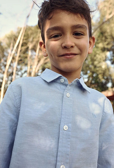 Camisa de linho azul claro menino