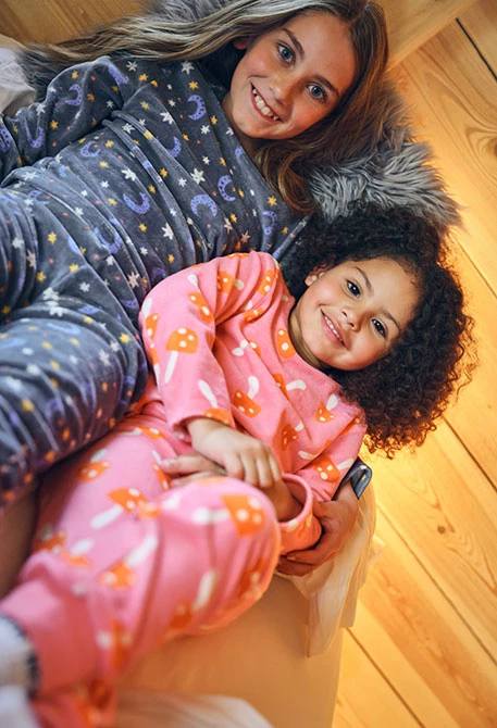 Pijama menina veludo estrelas luas